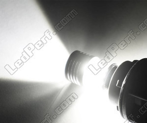 Clever H7 bulb with ultra white LED light