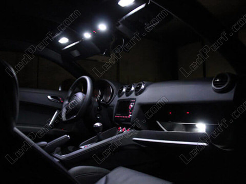 Glove box LED for Smart Fortwo