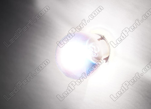 Ampoule au gaz xenon 1157 - 7528 - P21/5W Chrome Super White led
