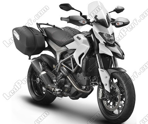 Motorcycle Ducati Hyperstrada 821 (2013 - 2015)