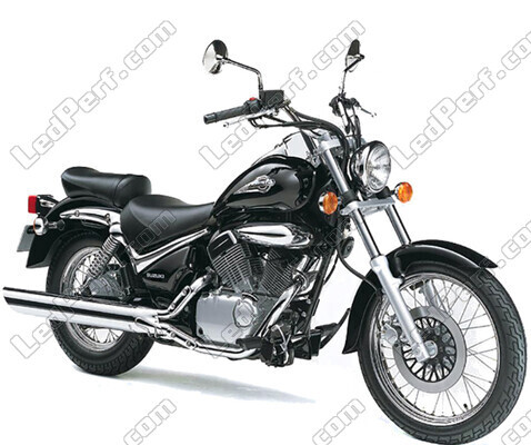 Motorcycle Suzuki Intruder 125 (2000 - 2009)